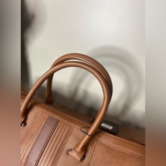 TED BAKER
Evyday Striped Holdall Duffel Bag - Picture 6 of 16